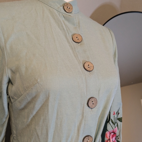 Floral Mint Maxi Dress - Picture 4 of 6